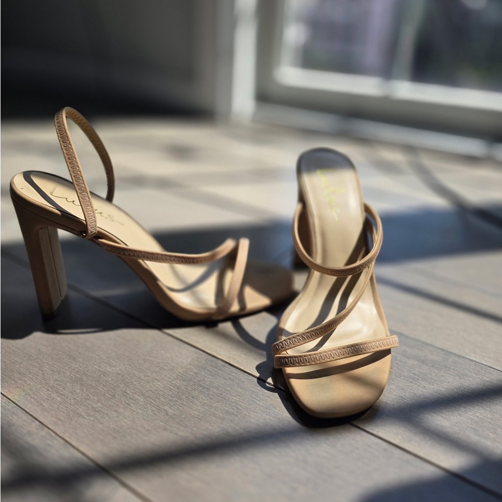 Elegant Tan Strappy Heels